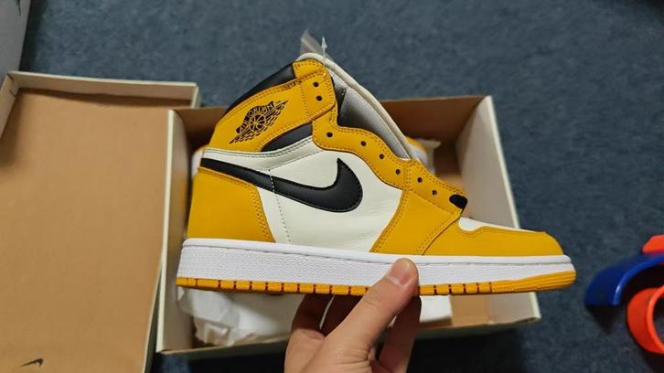 Air Jordan 1 Geel GS Kinder Basketbalschoenen, Kleding | Heren, Schoenen, Nieuw, Sneakers of Gympen, Overige kleuren, Ophalen of Verzenden