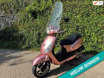 SYM Fiddle 2 45km E4 Scooter Rose Gold BETAAL met in3 beschikbaar voor biedingen