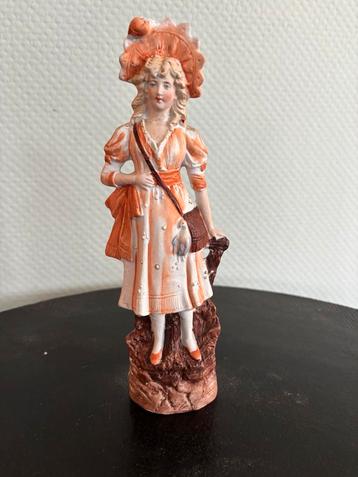 Antiek Sierbeeld Dame met Parasol beschikbaar voor biedingen