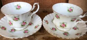 Royal Albert - twee kop en schotels (Forget me not serie) beschikbaar voor biedingen