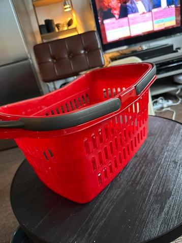 Rode Boodschappenmand - 40x28x22 cm beschikbaar voor biedingen