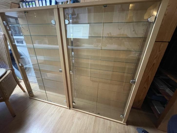 2 vitrinekasten voor o.a. Marklin, Hobby en Vrije tijd, Modeltreinen | H0, Zo goed als nieuw, Overige typen, Wisselstroom, Märklin