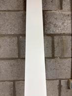 Plint 1,5 x 12 cm (lengte: 2,40 meter), Ophalen, Nieuw, Mdf, 200 tot 250 cm