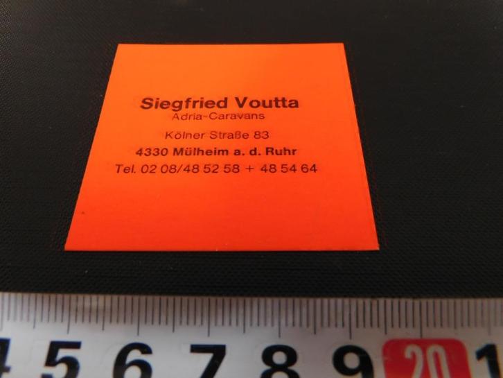 sticker duitsland mülheim ad ruhr siegfried voutta adria car, Verzamelen, Stickers, Zo goed als nieuw, Ophalen