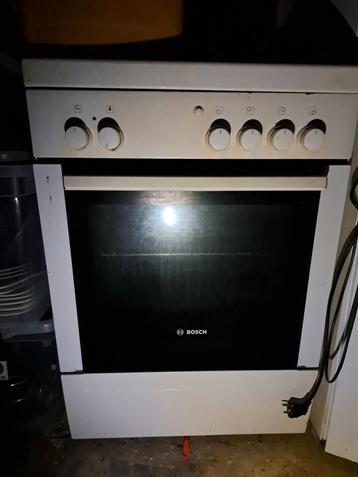 Gratis elektrische oven met gasstel  beschikbaar voor biedingen