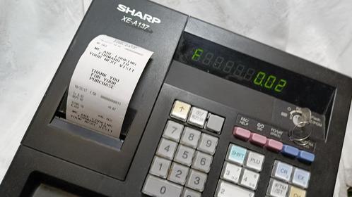 Kassasysteem Sharp XE-A137 lichtgewicht, Verzamelen, Elektronische Apparatuur, Computers en Rekenmachines, Ophalen of Verzenden