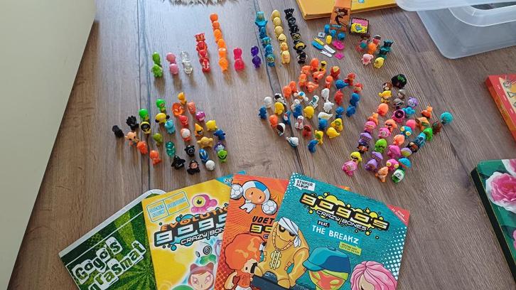 178 Gogo's + boekjes, Verzamelen, Poppetjes en Figuurtjes, Gebruikt, Ophalen of Verzenden
