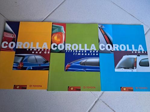 Toyota Corolla 1997 set Duitsland netjes gelezen 3x, Boeken, Auto's | Folders en Tijdschriften, Gelezen, Toyota, Ophalen of Verzenden