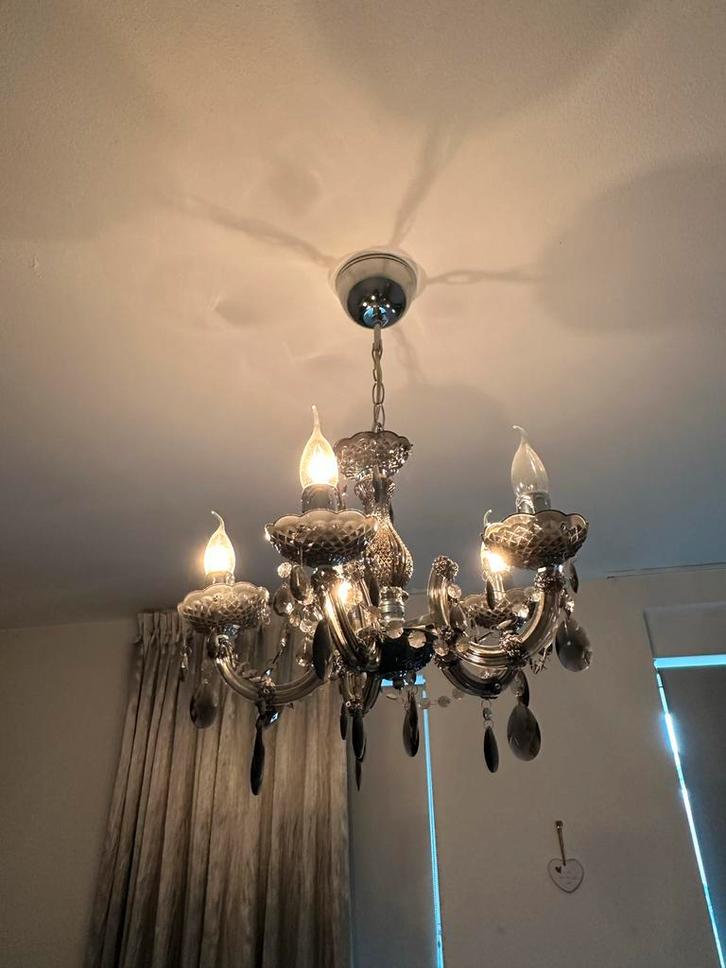Zwarte Kroonluchter, Huis en Inrichting, Lampen | Hanglampen, Zo goed als nieuw, 50 tot 75 cm, Metaal, Ophalen