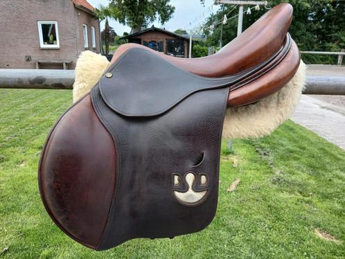 Bruno delgrange, CWD en Stubben portos elite springzadel, Dieren en Toebehoren, Paarden en Pony's | Zadels, Zo goed als nieuw