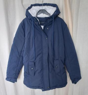 Nieuwe winterjas beschikbaar voor biedingen