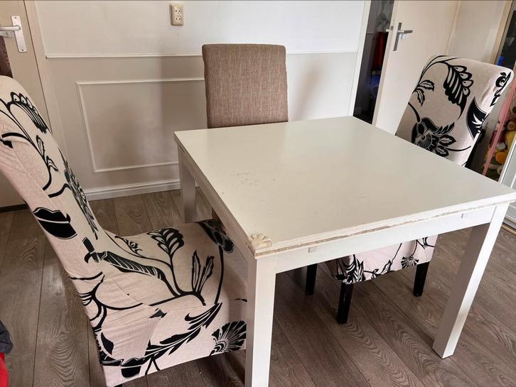 Eettafel wit uitschuifbaar 90x90 of 90x168.5, Tuin en Terras, Tuinsets en Loungesets, Gebruikt, Hout, 4 zitplaatsen, Eettafel