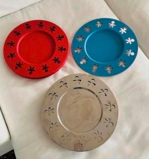 Onderborden/Dienbladen Alessi Girotondo 15 stuks, Huis en Inrichting, Keuken | Servies, Zo goed als nieuw, Schaal of Schalen, Overige stijlen