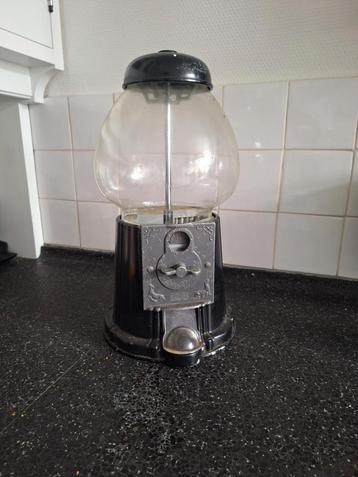 Vintage Kauwgomballenautomaat beschikbaar voor biedingen