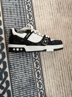 Louis vuitton maat 38, Kleding | Dames, Schoenen, Ophalen of Verzenden, Nieuw, Zwart, Sneakers of Gympen