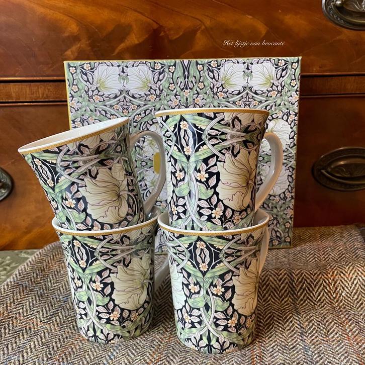 Engelse beker set William Morris  Pimpernel 4 stuks, Huis en Inrichting, Keuken | Servies, Nieuw, Ophalen of Verzenden