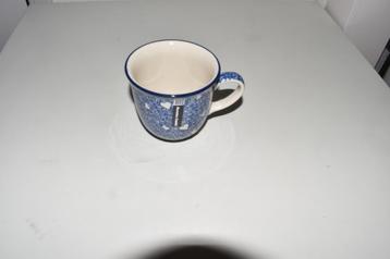 Mokken White Hearts Bunzlau Castle servies beschikbaar voor biedingen