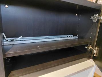 Besta ikea bruin zwart met deur en ophangsysteem - afbeelding 2