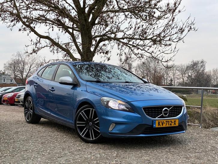 Volvo V40 2.0 D2 Inscription | R-Design | Cruise + Navi + Cl, Auto's, Volvo, Bedrijf, Te koop, V40, ABS, Airbags, Airconditioning