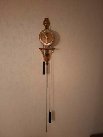 warmink klok, loopt maar achter beschikbaar voor biedingen