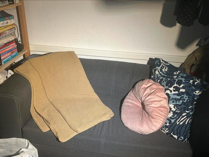 IKEA Askeby slaapbank 2 persoons, Huis en Inrichting, Slaapkamer | Slaapbanken, Zo goed als nieuw, 140 cm, 200 cm, Tweepersoons