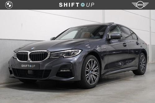 BMW 3-serie 330e M-Sport | Schuifdak | Harman Kardon | Head, Auto's, BMW, Te koop, 3-Serie, ABS, Adaptive Cruise Control, Airbags