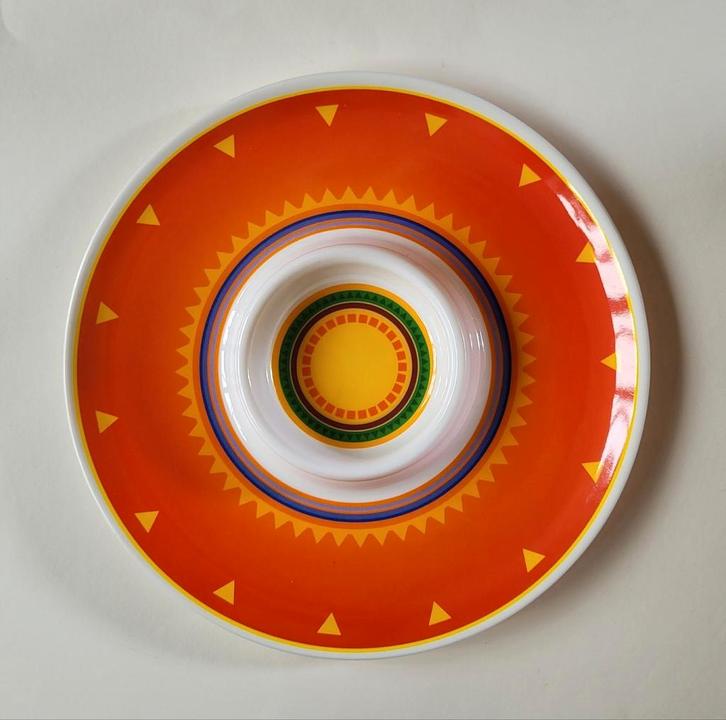 Retro presenteerschaal in 70s stijl, Huis en Inrichting, Woonaccessoires | Schalen en Manden, Zo goed als nieuw, Rond, Ophalen of Verzenden
