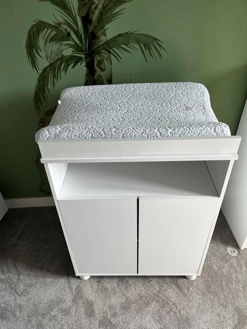 Commode - Ruimtebesparend, Kinderen en Baby's, Kinderkamer | Commodes en Kasten, Gebruikt, Commode, Minder dan 90 cm, Minder dan 75 cm