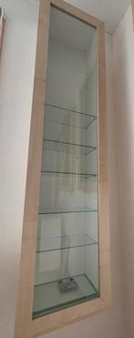 IKEA Bertby Vitrinekast, Huis en Inrichting, Kasten | Vitrinekasten, Minder dan 50 cm, Gebruikt, Ophalen of Verzenden, Glas