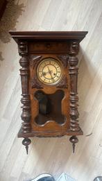 Antieke vintage wandklok / pendule, Antiek en Kunst, Ophalen