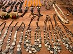 Afrikaanse sieraden, Sieraden, Tassen en Uiterlijk, Ophalen of Verzenden, Zo goed als nieuw, Overige kleuren, Overige materialen