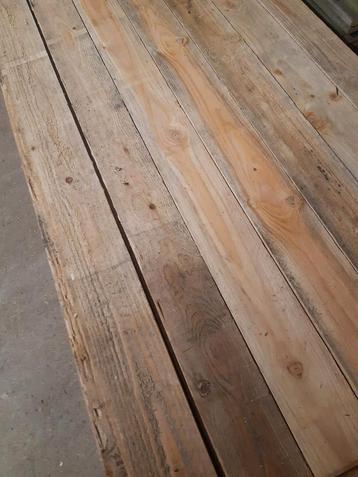 Partij nieuwe fijnbezaagde Douglasplanken 18/150 mm, 3 m1 beschikbaar voor biedingen