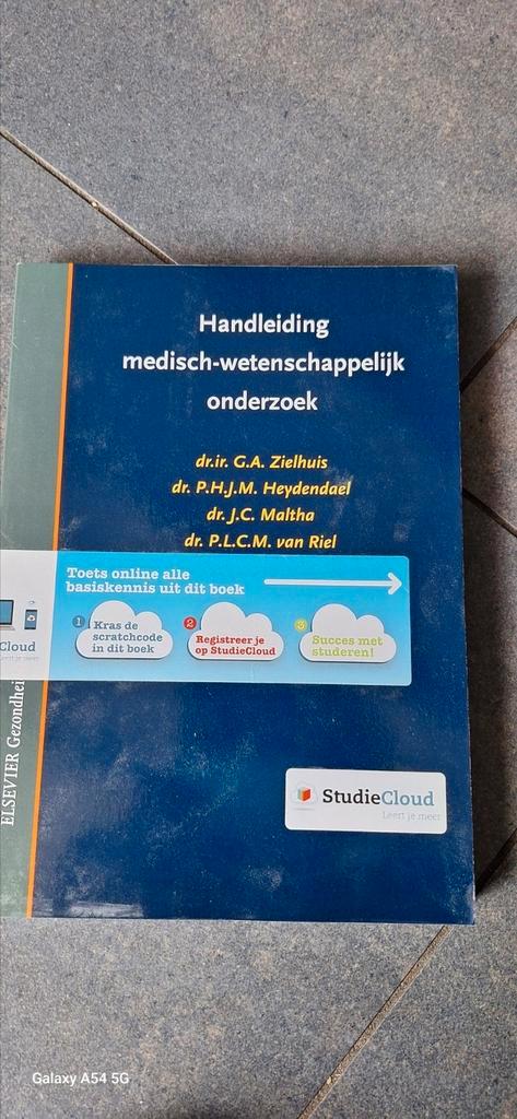 Handleiding medisch-wetenschappelijk onderzoek, Boeken, Wetenschap, Zo goed als nieuw, Ophalen of Verzenden