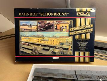 Pola Schönbrunn Treinstation Bouwpakket beschikbaar voor biedingen
