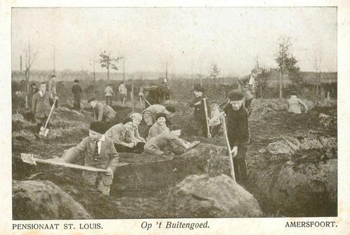 (701-134-031) Amersfoort Pensionaat St Louis, Verzamelen, Ansichtkaarten | Nederland, Utrecht, Verzenden
