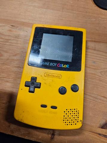 Gameboy color cgb-001 ongetest voor onderdelen  beschikbaar voor biedingen