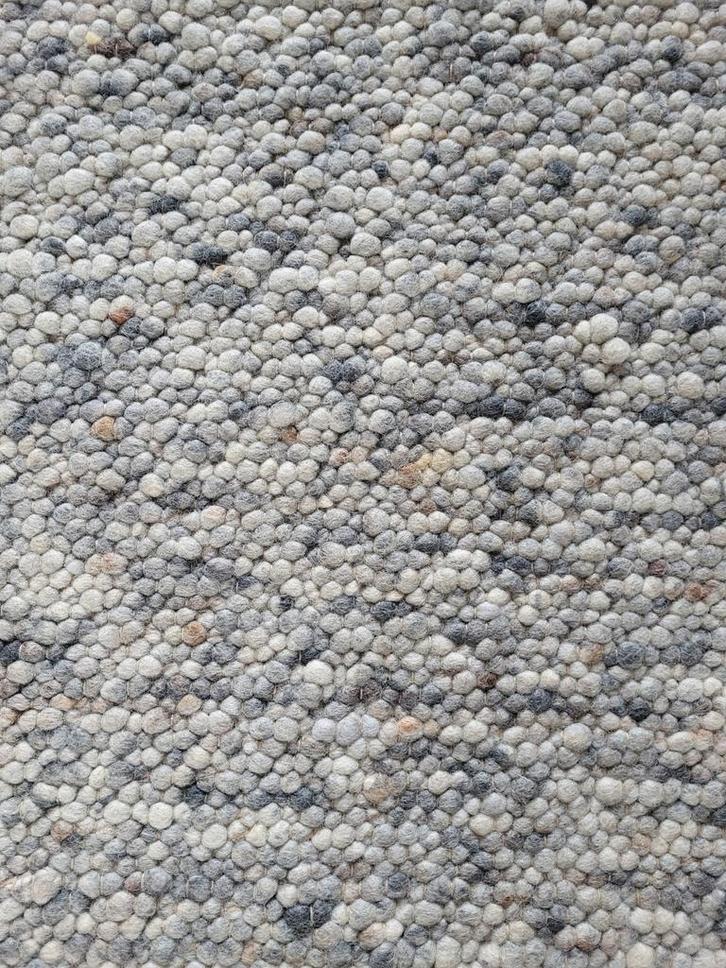 Wollen kleed 172x234cm, Huis en Inrichting, Stoffering | Tapijten en Kleden, Zo goed als nieuw, 150 tot 200 cm, 200 cm of meer