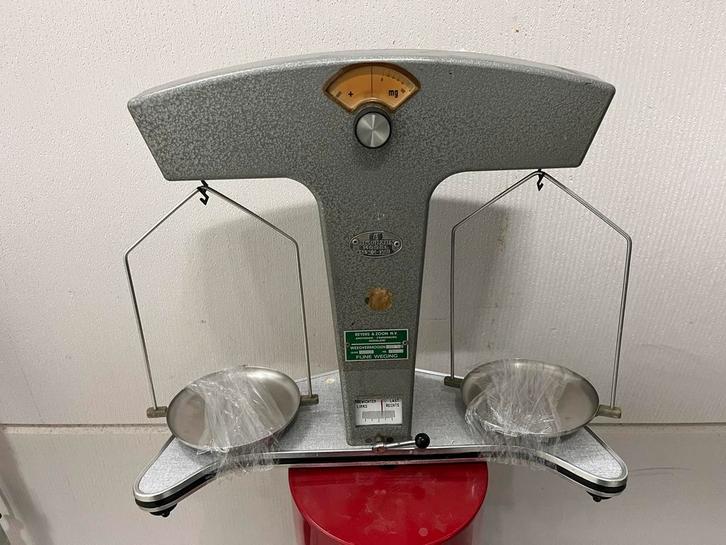 Vintage Apothekers Weegschaal - 1968, Antiek en Kunst, Antiek | Gereedschap en Instrumenten, Ophalen of Verzenden