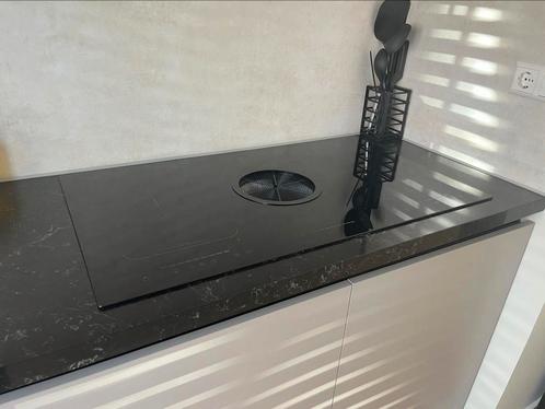Inductiekookplaat met ingebouwde afzuig - barst in glasplaat, Witgoed en Apparatuur, Kookplaten, Zo goed als nieuw, Inbouw, Inductie