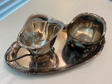 Antieke Room/Sauskom Set zilver beschikbaar voor biedingen