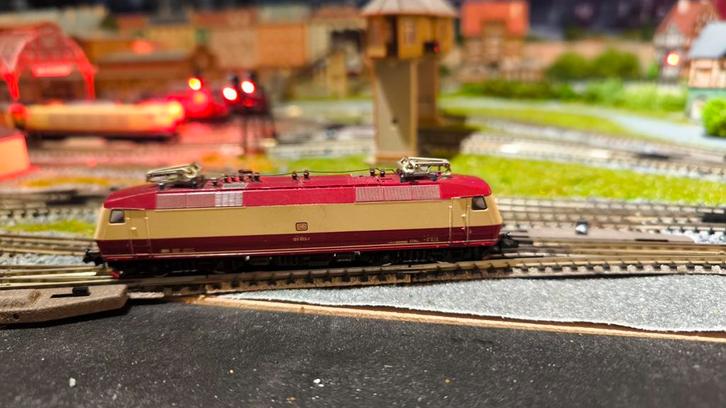 Fleischmann V120 7350 DCC N-spoor - piccolo, Hobby en Vrije tijd, Modeltreinen | N-Spoor, Zo goed als nieuw, Locomotief, Gelijkstroom