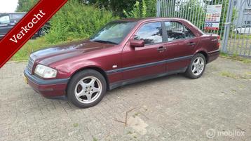 Mercedes C-klasse 180 Classic beschikbaar voor biedingen
