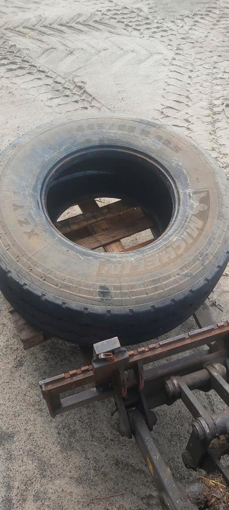 Michelin Supersingle band 445/65xr22,5, Zakelijke goederen, Agrarisch | Onderdelen | Banden, Velgen en Assen, Ophalen