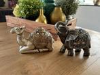Dromedaris en olifant versiert met spiegeltjes en steentjes, Ophalen of Verzenden