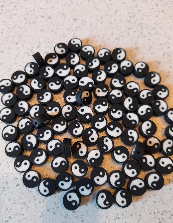 Polymeer ying yang kralen "nieuw", Hobby en Vrije tijd, Kralen en Sieraden maken, Nieuw, Kraal, Ophalen of Verzenden