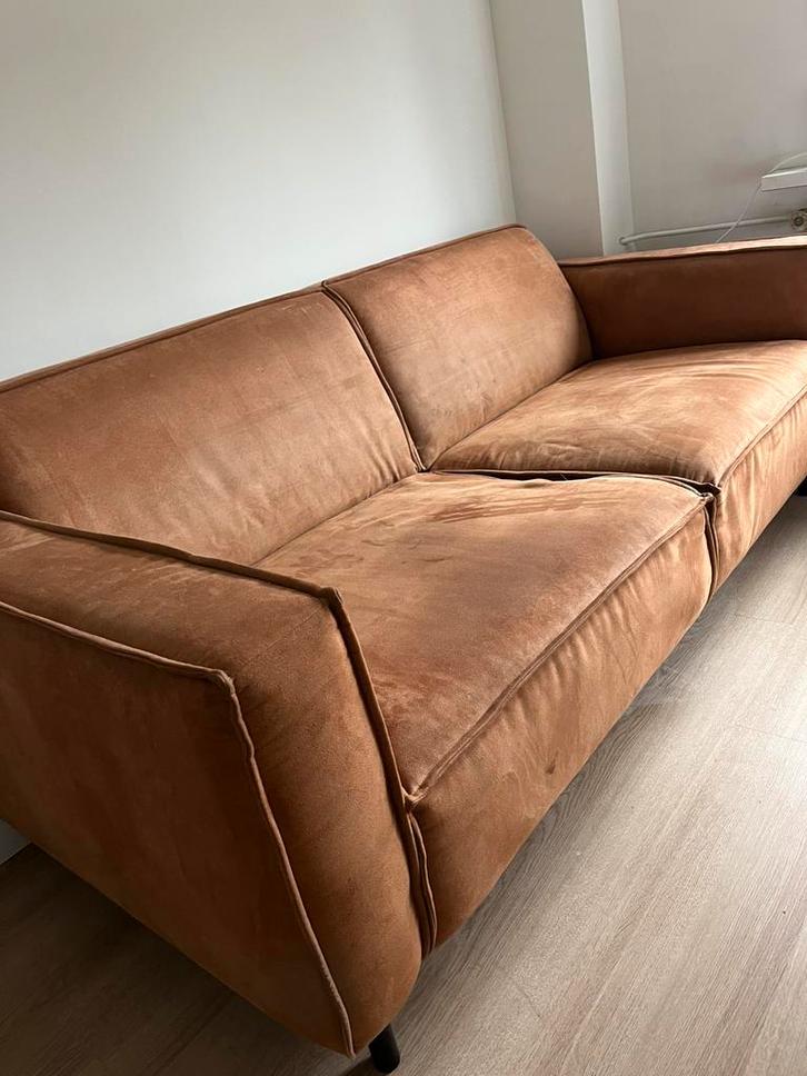Cognac bank 2,5 zit, Huis en Inrichting, Banken | Sofa's en Chaises Longues, Zo goed als nieuw, Tweepersoons, 150 tot 200 cm, 75 tot 100 cm