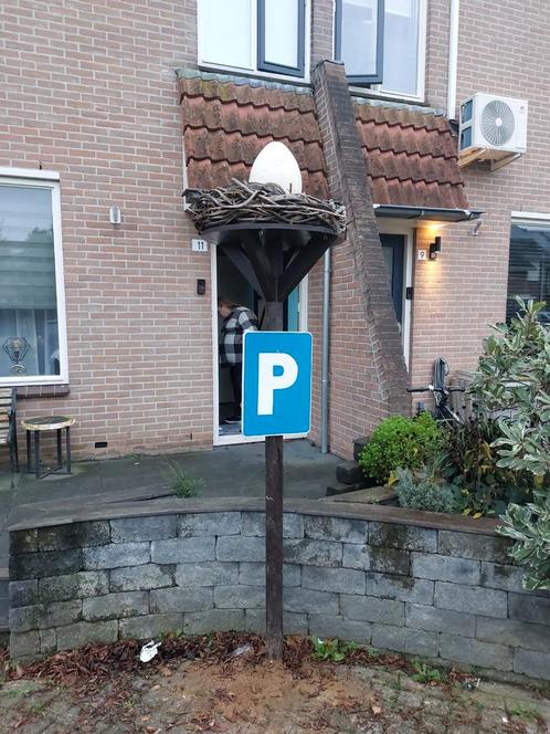 Ooievaar op nest huren - Gekkepoppen Hengelo Almelo Borne, Hobby en Vrije tijd, Feestartikelen | Verhuur, Zo goed als nieuw, Geboorte of Huwelijk