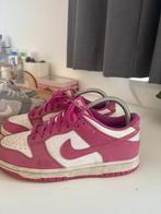 Nike dunk roze, Nike, Ophalen of Verzenden, Sneakers of Gympen, Roze