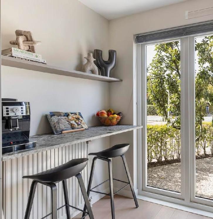 2 barkrukken HAY About a Stool AAS32 Barkruk Zwart, Huis en Inrichting, Barkrukken, Gebruikt, 60 tot 90 cm, Kunststof, 2 krukken