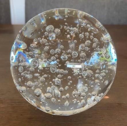 Presse Papier glazen bol, Antiek en Kunst, Antiek | Glas en Kristal, Ophalen of Verzenden